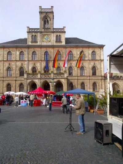 Unser Regionalleiter, Peter Schulze, bei seiner Mairede